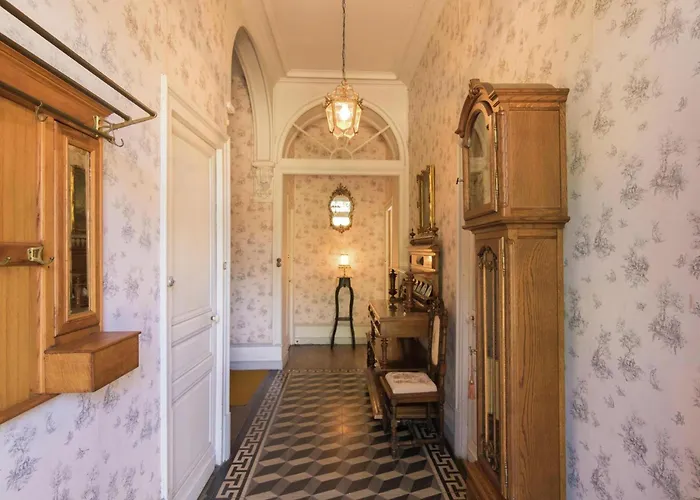 Manoir La Peyrade بيت للعطل *