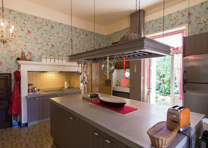 Manoir La Peyrade بيت للعطل